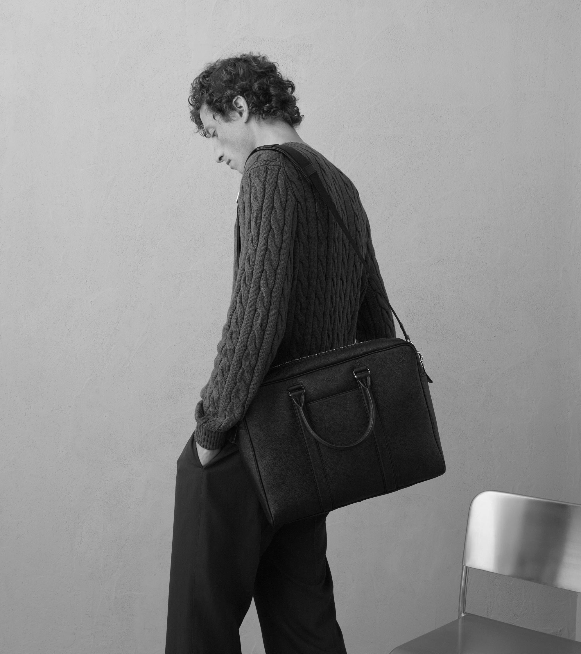 15" Charles Aktentasche aus genarbtem Leder mittleres Modell