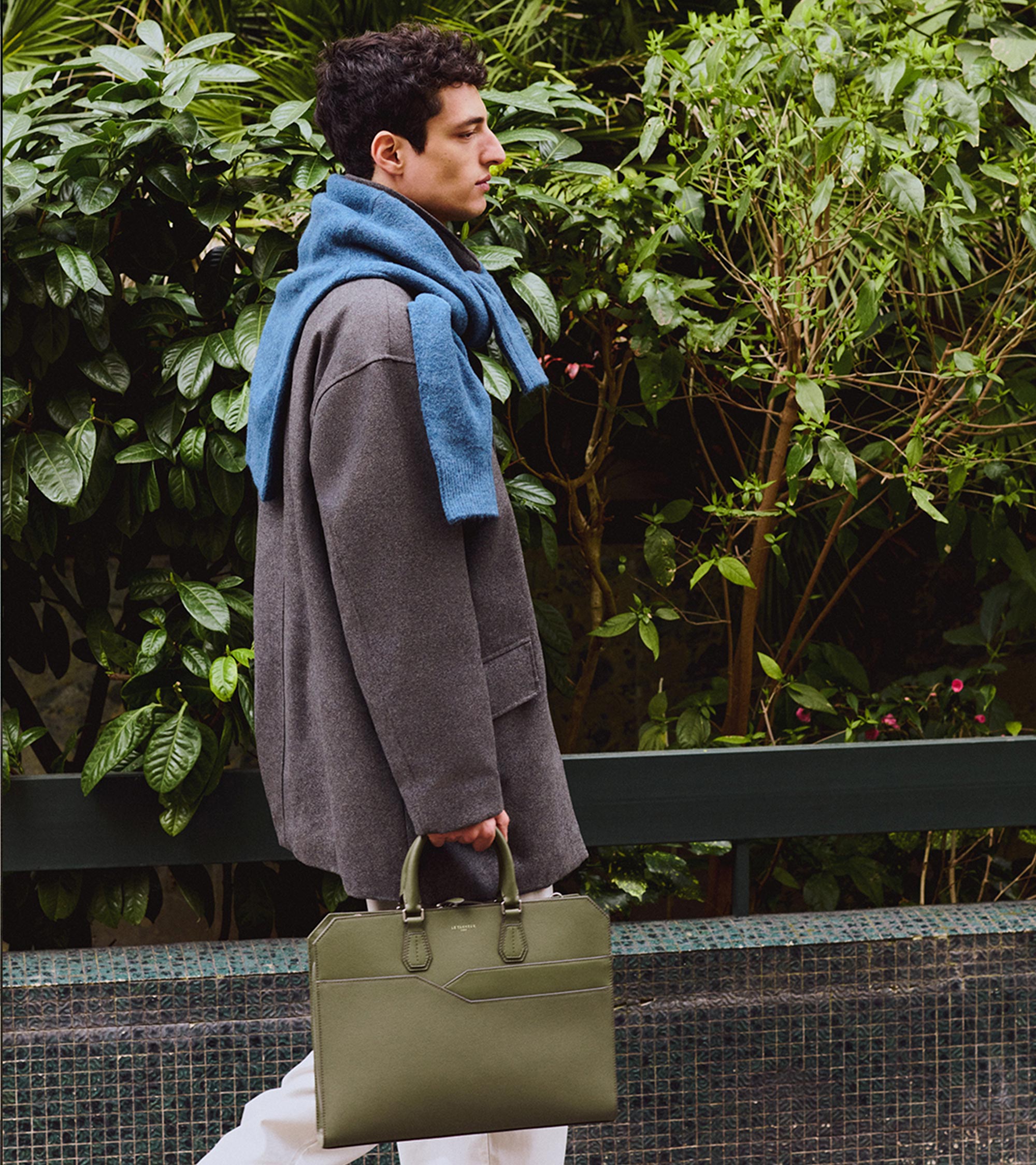 15" Dokumentenhalter Gaston aus gekreuztem Narbenleder