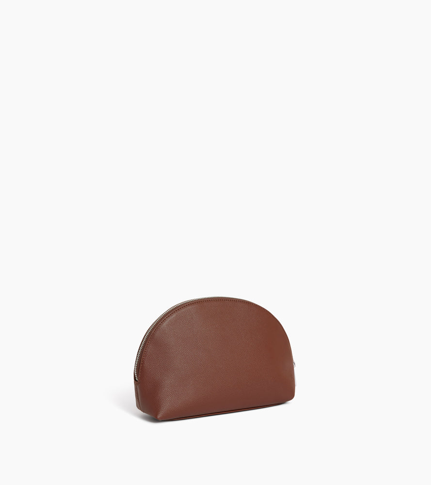 Halbmondförmiger Kulturbeutel aus genarbtem Leder