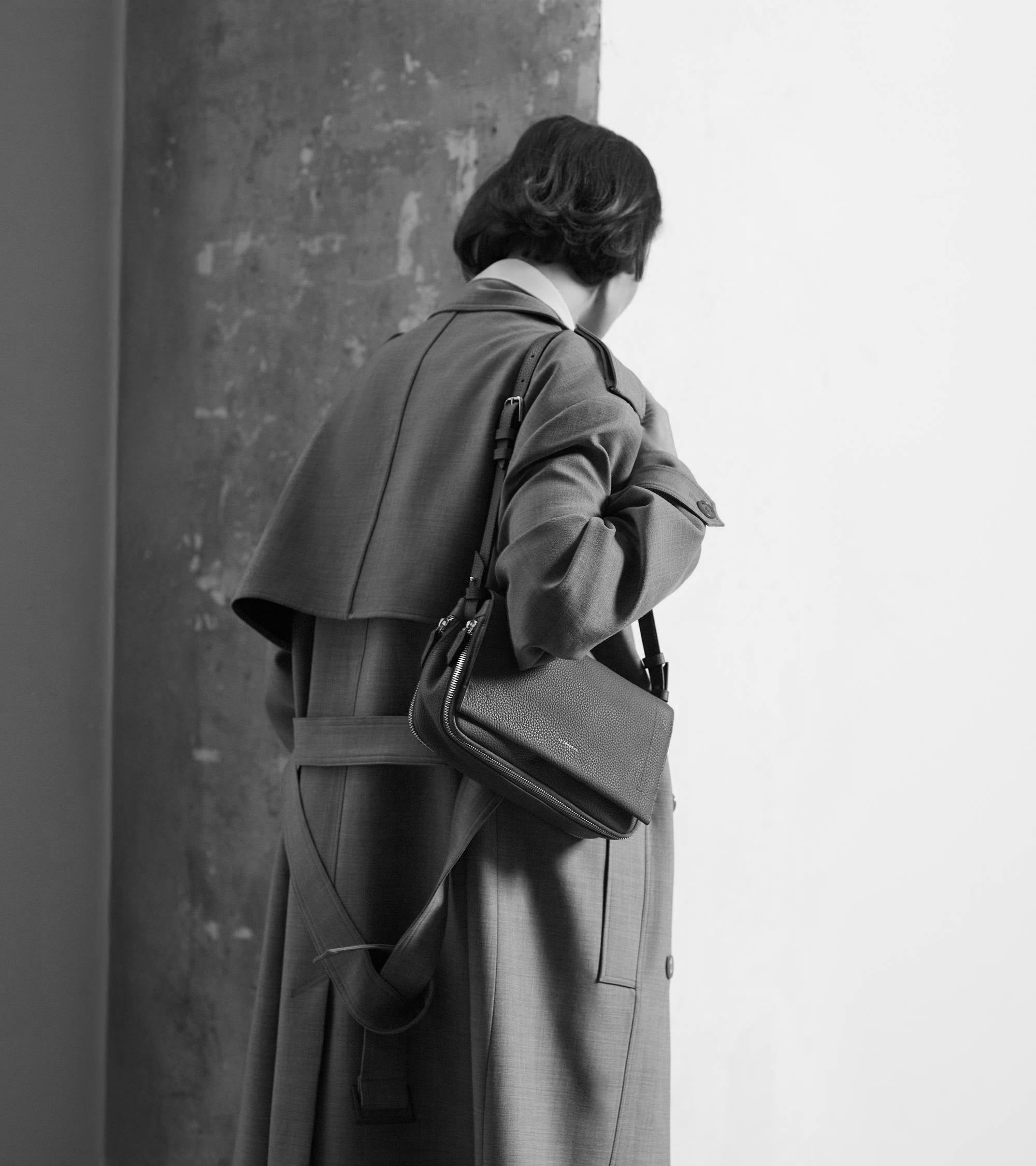 Kleine Umhängetasche Aurore aus genarbtem Leder