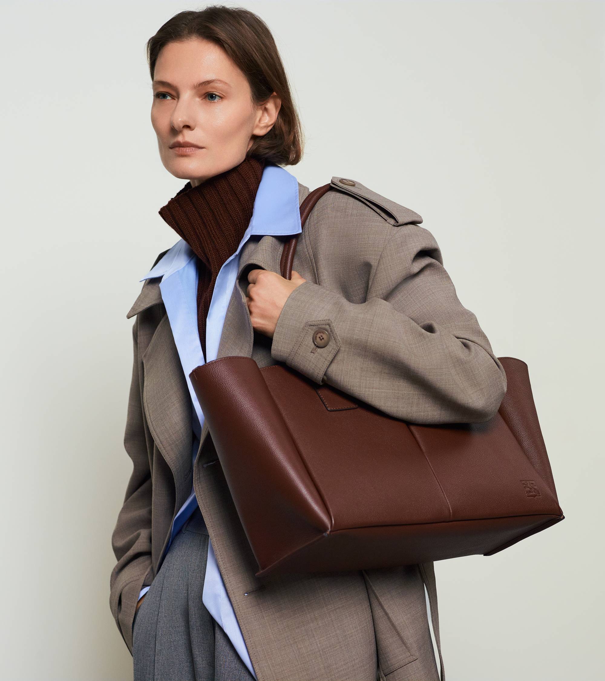 Großer Shopper Elena aus genarbtem Leder