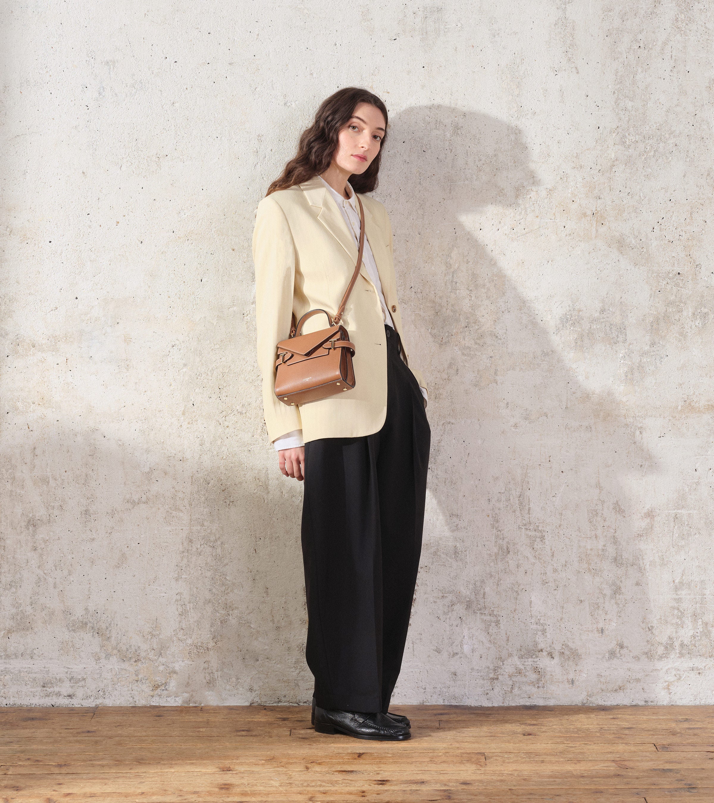 Petit sac à main double rabat Emilie en cuir grainé