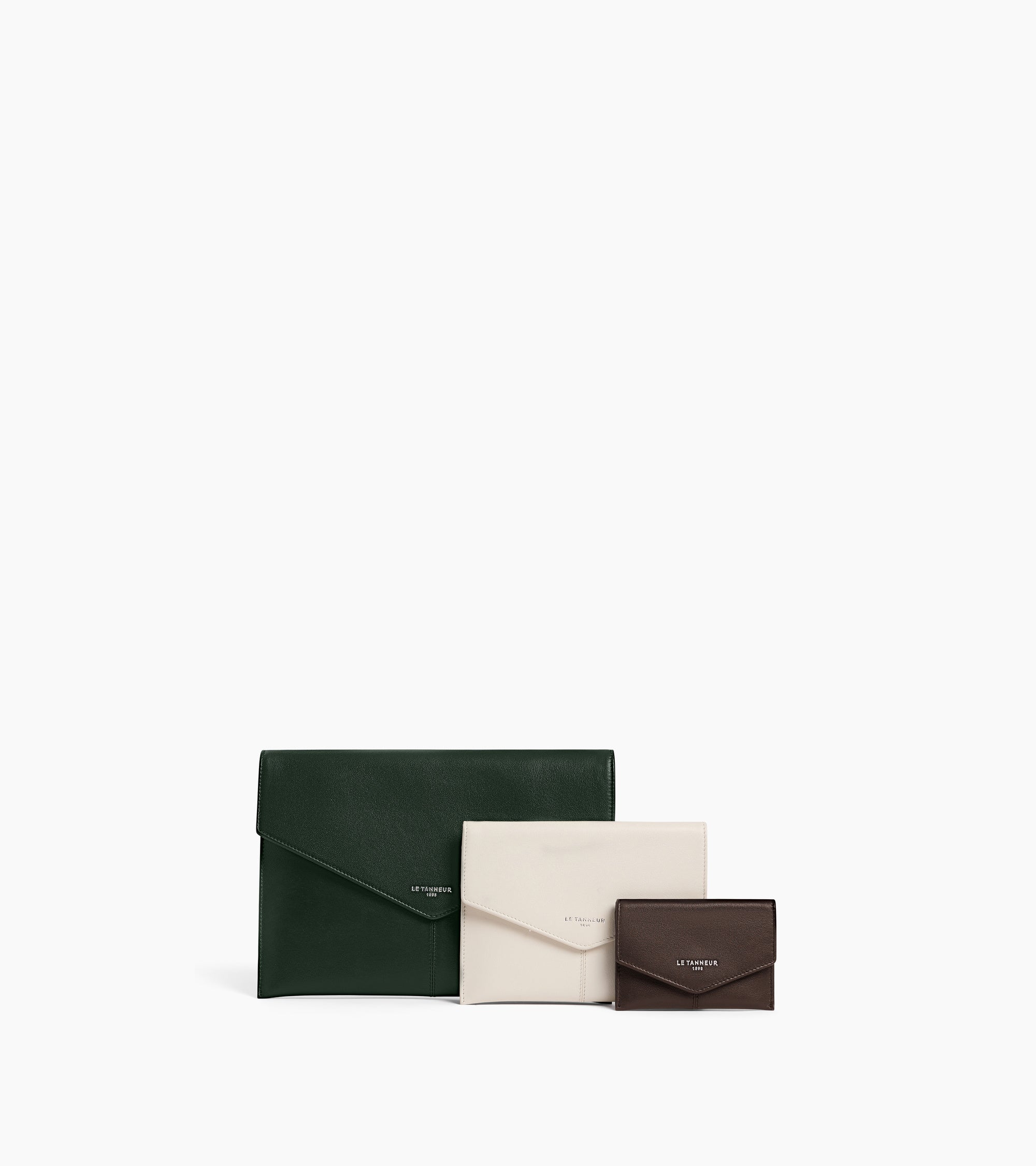 Trío de clutches Paulette de piel lisa